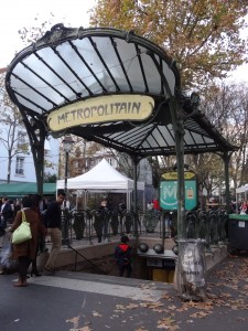 2_Metro_Abbesses1